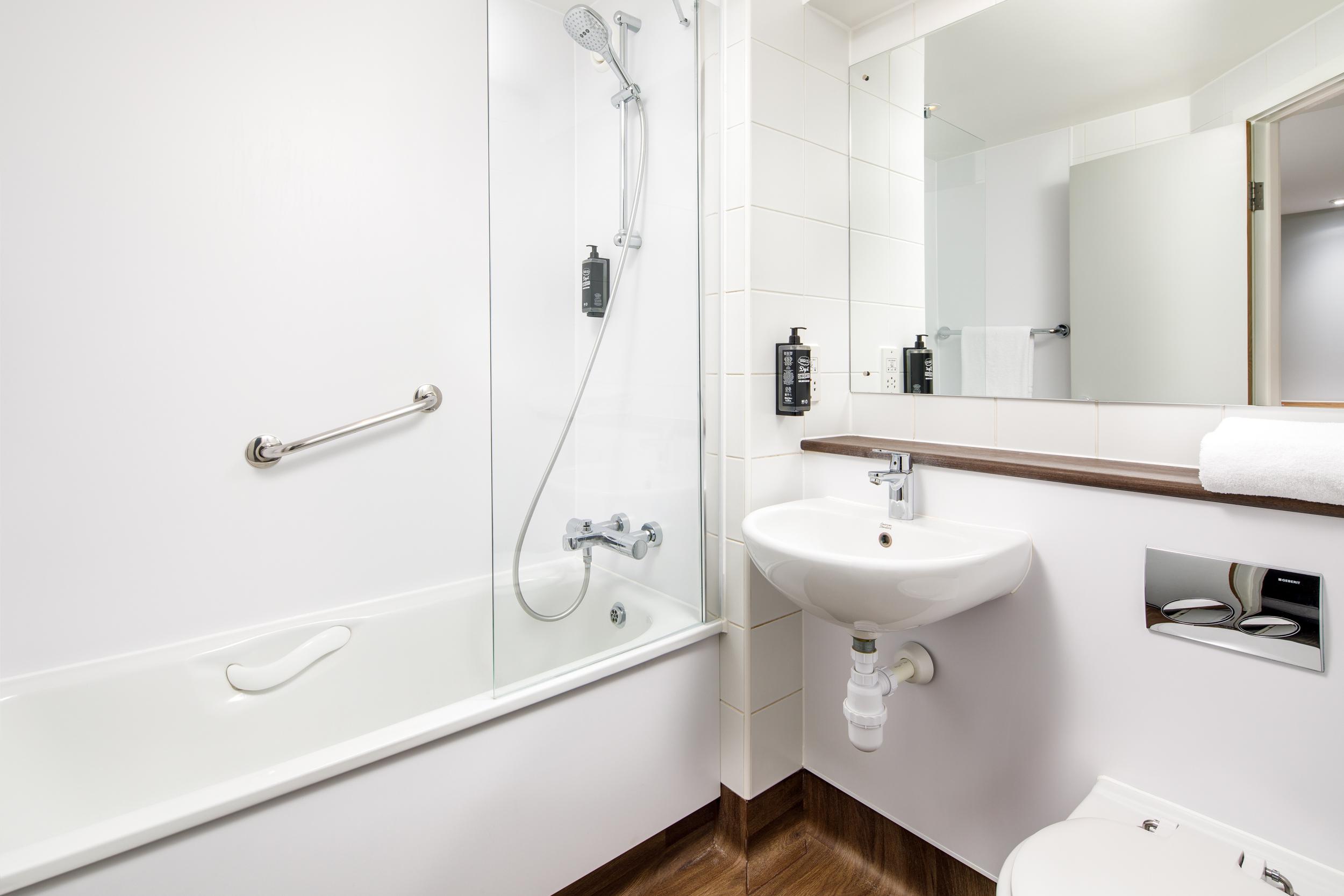 Cranford Ibis Budget London Heathrow Central מראה חיצוני תמונה